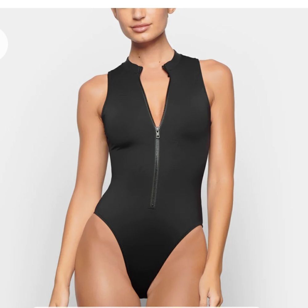 SKIMS SWIM ZIP FRONT SLEEVELESS ONE PIECE ALMOND 4XL NWT - Picture 6 of 11